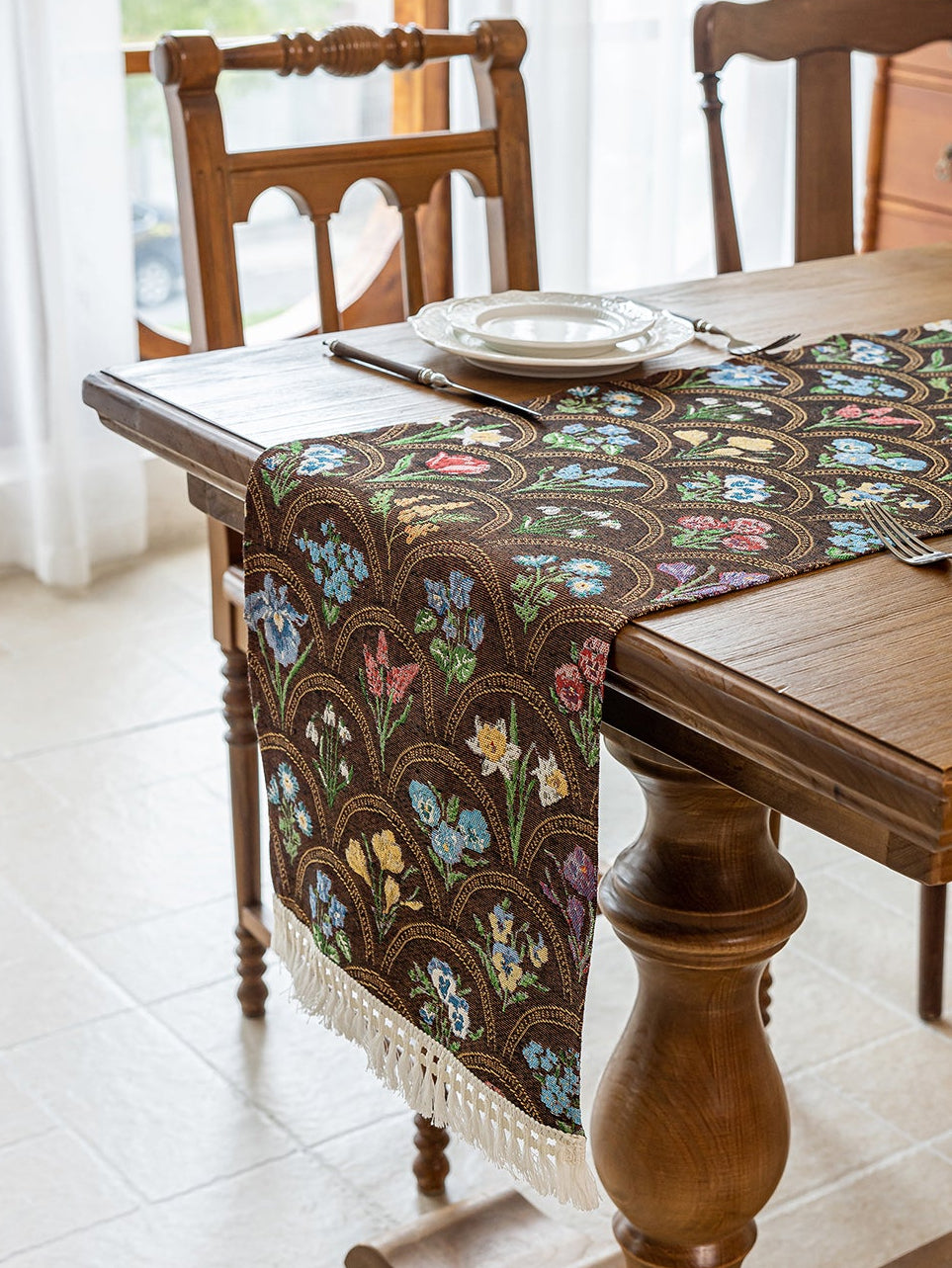 LaLuna Home Thousand Blooms Jacquard Table Runner with Tassels - Coffee