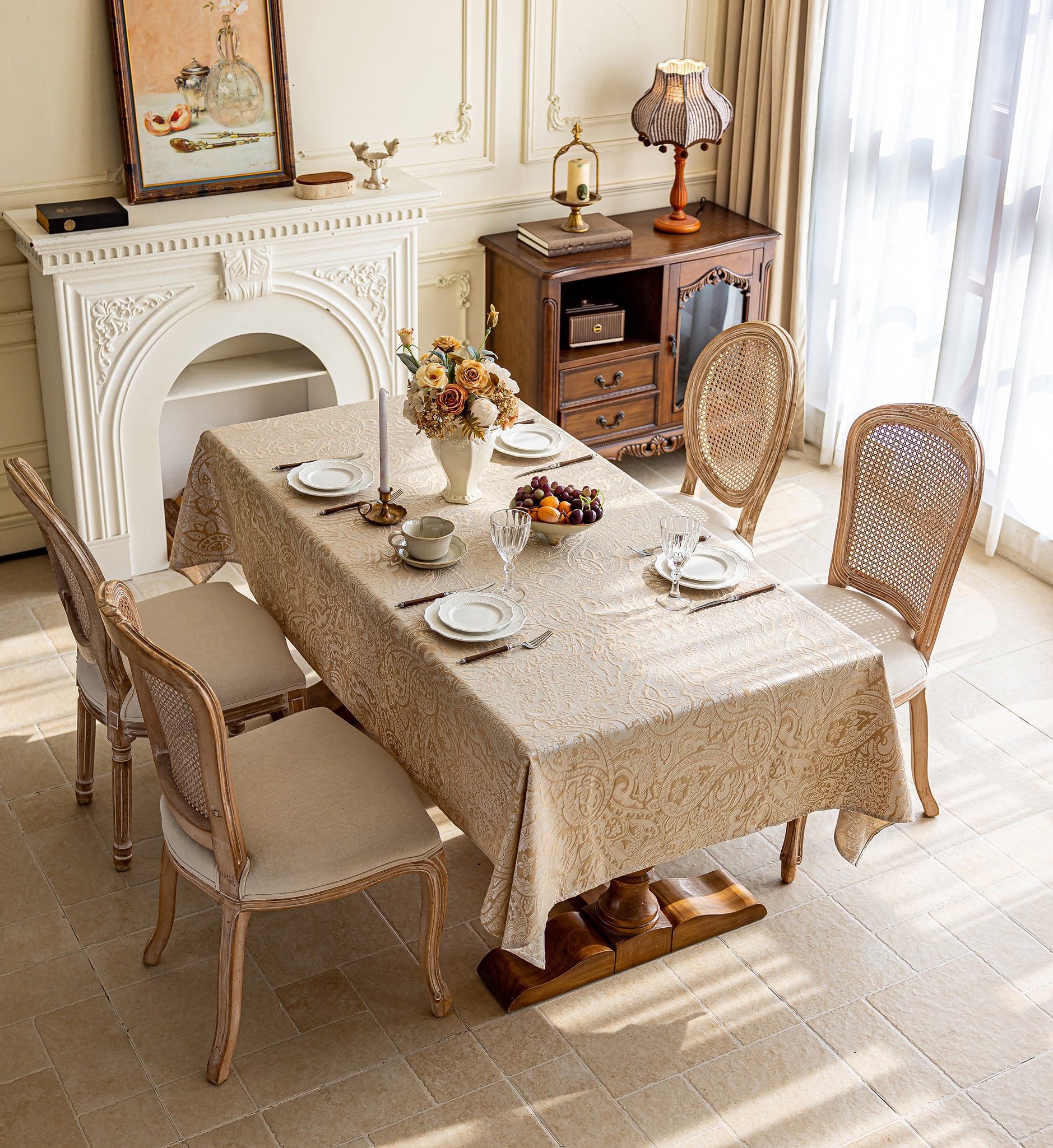 LaLuna Home Pearlescent  Jacquard  Tablecloth  - Beige