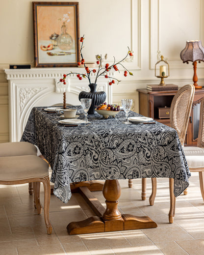 LaLuna Home Pearlescent  Jacquard  Tablecloth  - Black