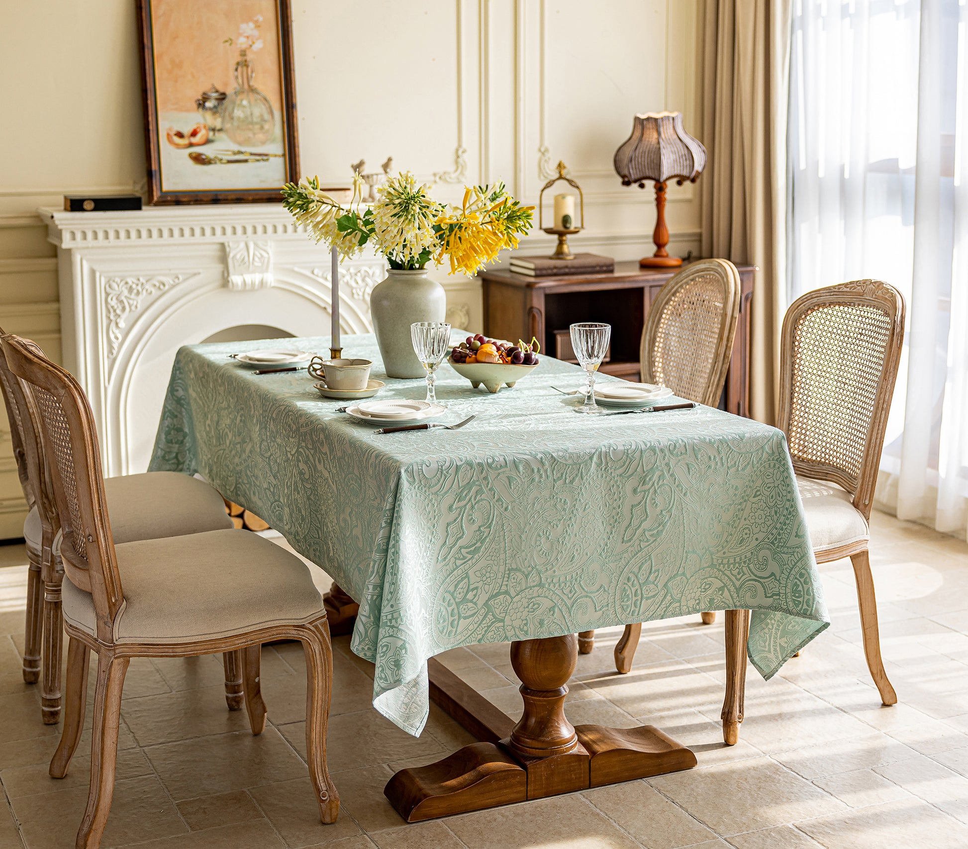 LaLuna Home Pearlescent  Jacquard  Tablecloth  - Green