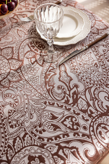 LaLuna Home Pearlescent  Jacquard  Tablecloth  -Coffee