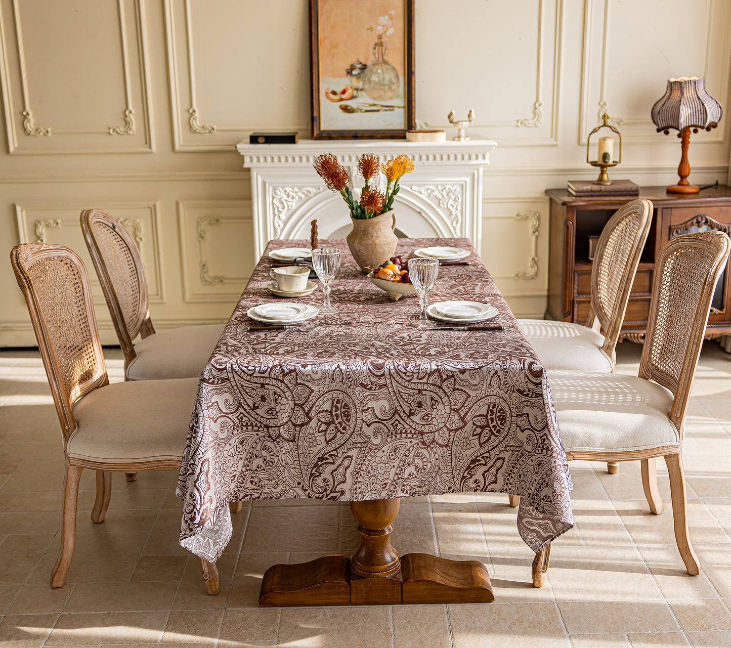LaLuna Home Pearlescent  Jacquard  Tablecloth  -Coffee