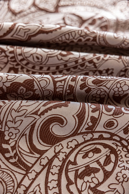 LaLuna Home Pearlescent  Jacquard  Tablecloth  -Coffee