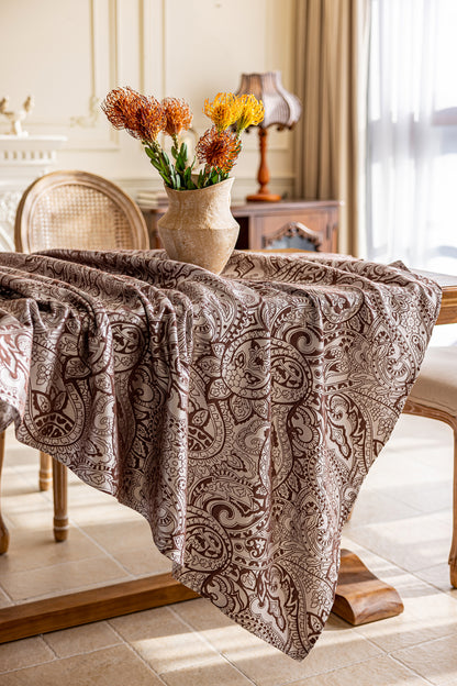 LaLuna Home Pearlescent  Jacquard  Tablecloth  -Coffee