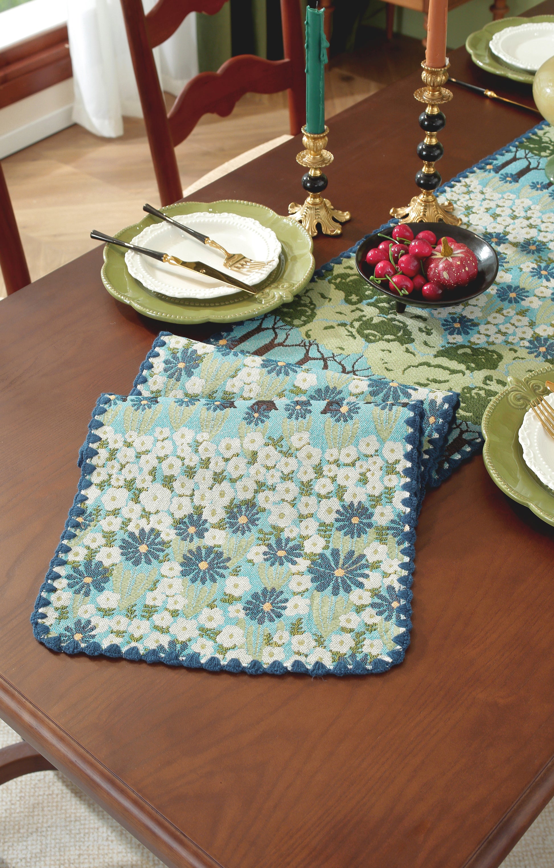 LaLuna Home Chunjiang Town Floral Jacquard Table Runner with Shell Trim - Spring Tree 35*300cm / 14*118in