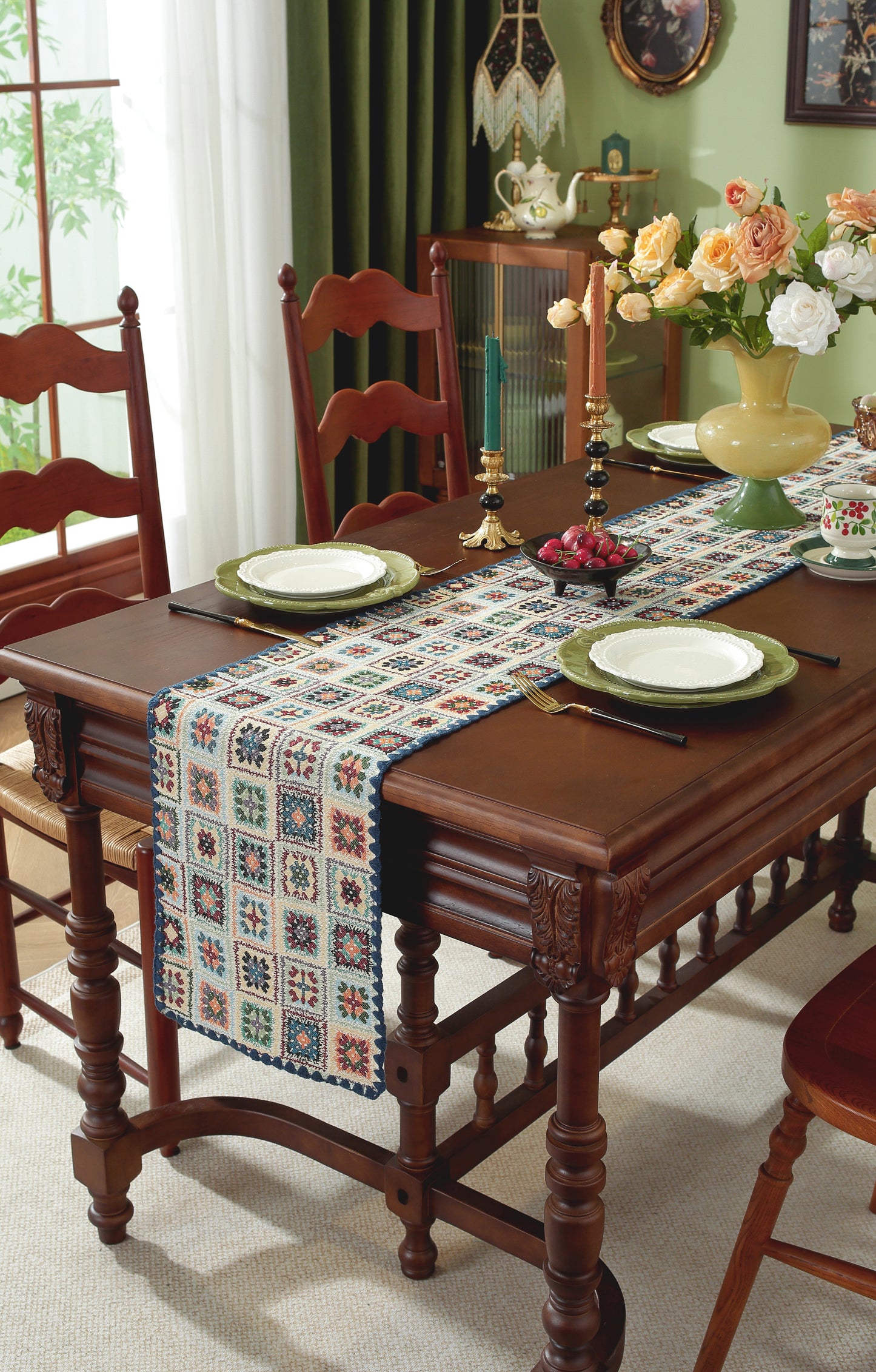 LaLuna Home Chunjiang Town Floral Jacquard Table Runner with Shell Trim - Blue Crochet Pattern 35*240cm / 14*94in