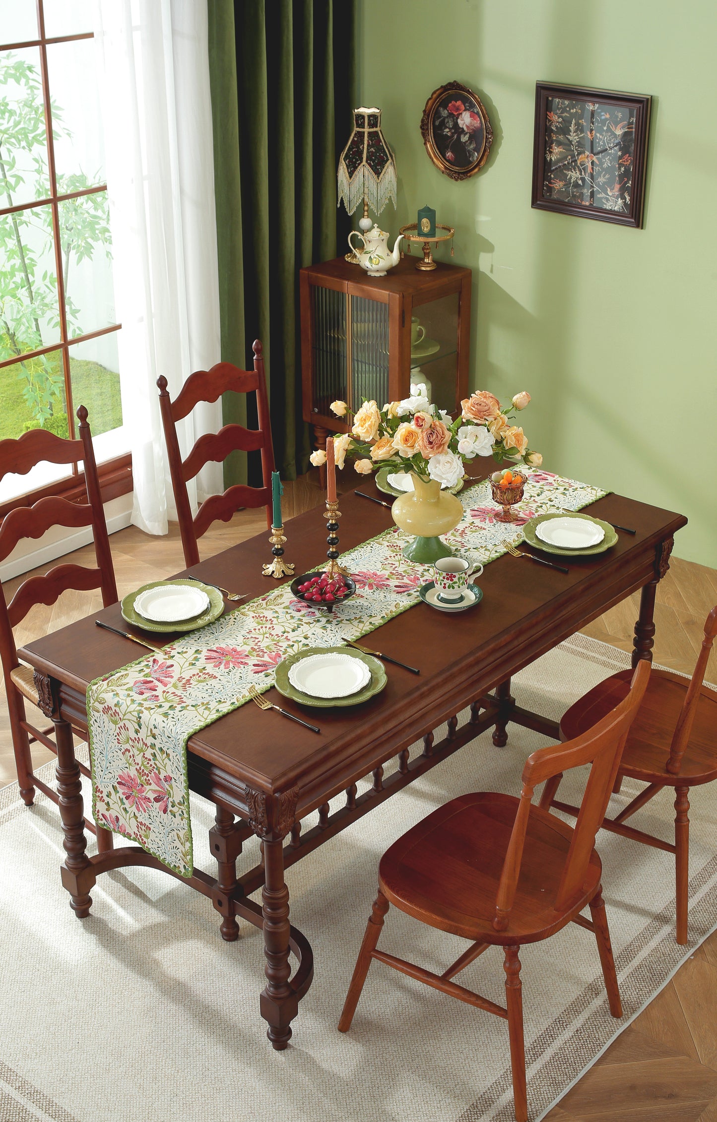 LaLuna Home Chunjiang Town Floral Jacquard Table Runner with Shell Trim - Spring Town 35*210cm / 14*83in