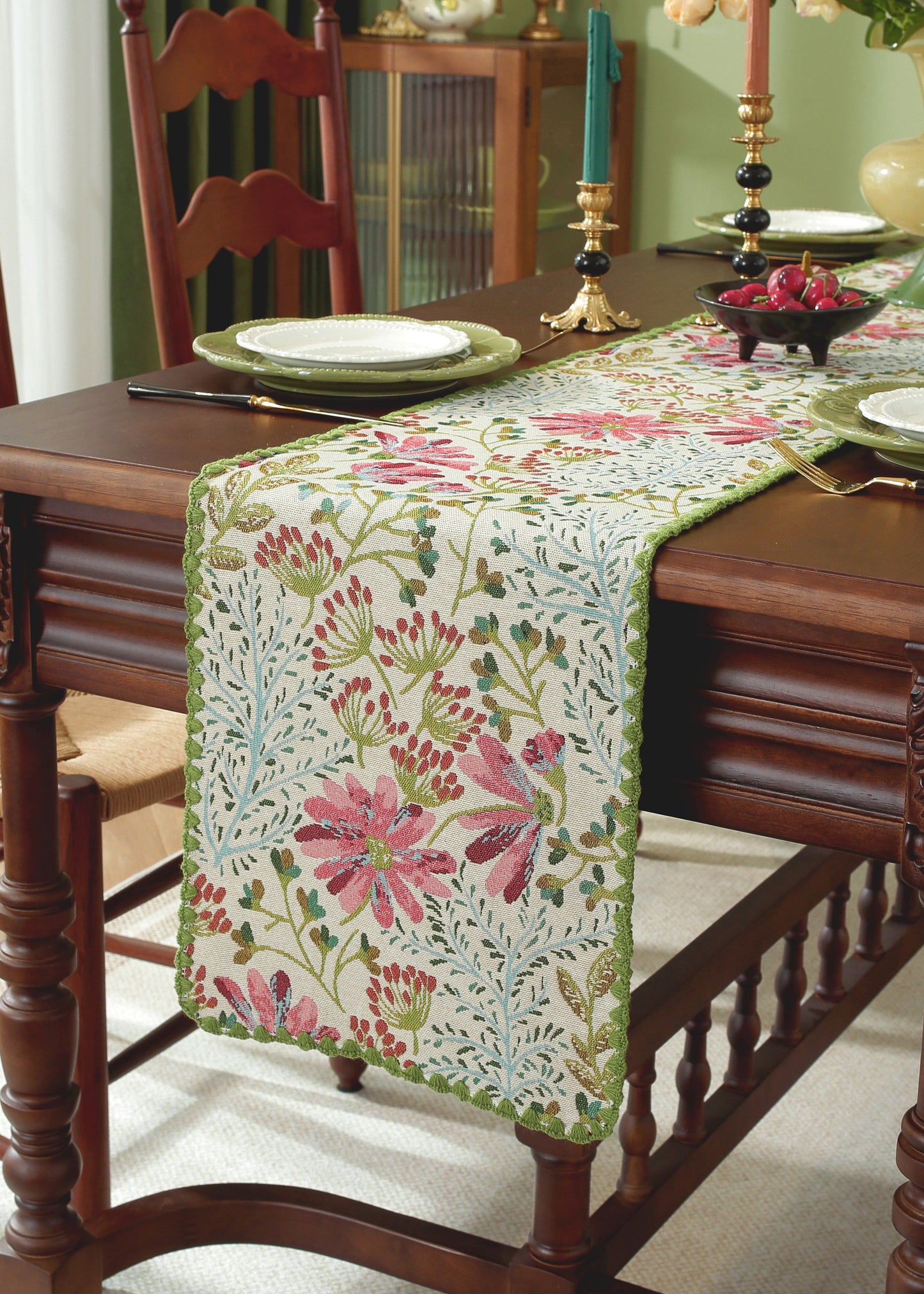 LaLuna Home Chunjiang Town Floral Jacquard Table Runner with Shell Trim - Spring Town 35*120cm / 14*47in