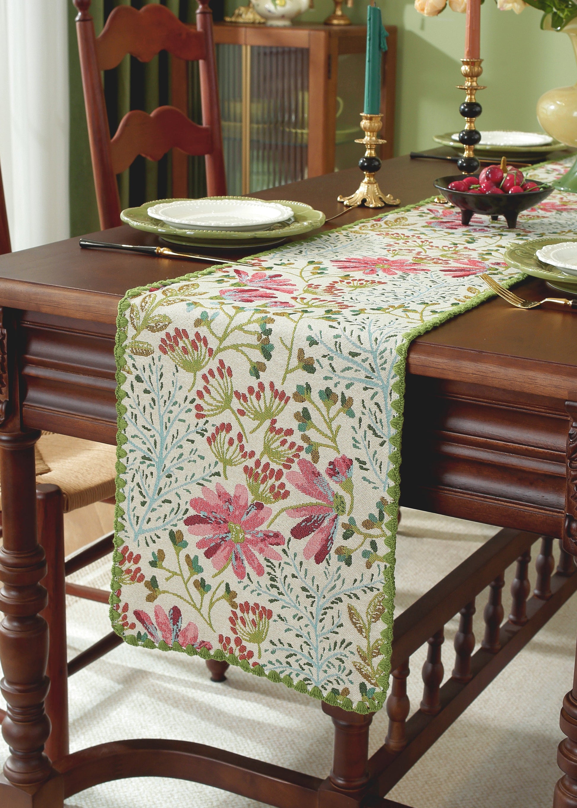 LaLuna Home Chunjiang Town Floral Jacquard Table Runner with Shell Trim - Spring Town 35*120cm / 14*47in