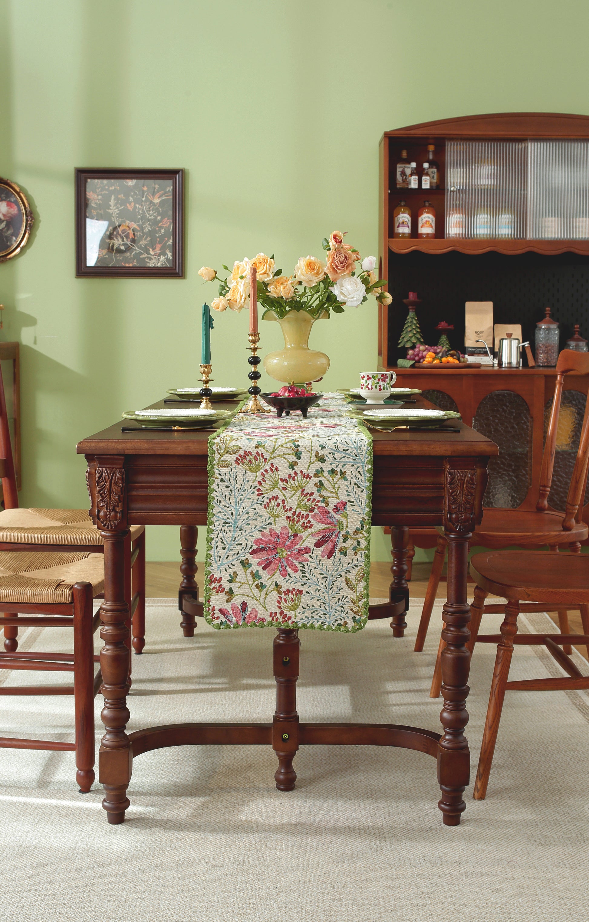 LaLuna Home Chunjiang Town Floral Jacquard Table Runner with Shell Trim - Spring Town 35*180cm / 14*71in
