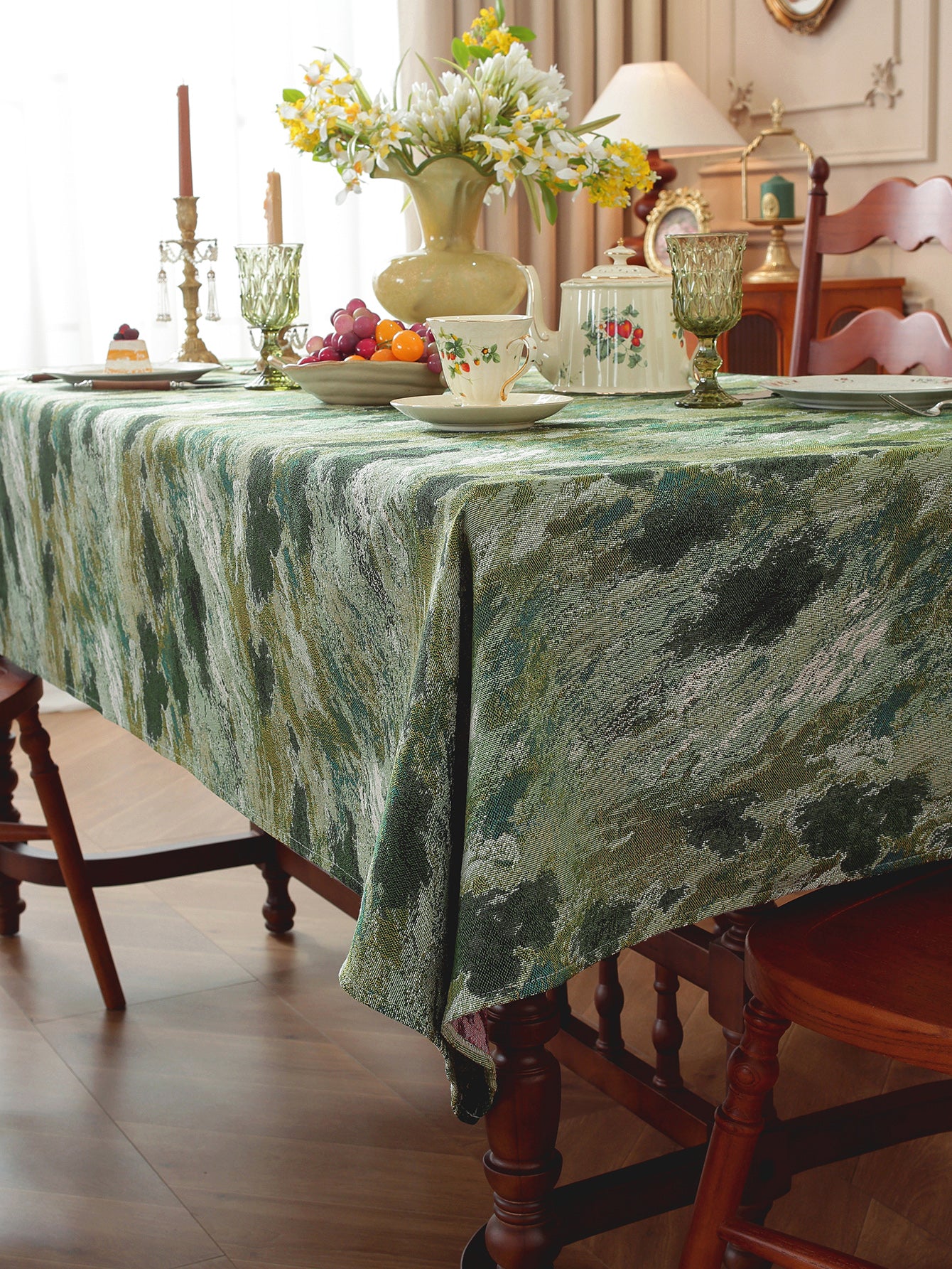 LaLuna Home Vintage Green Prairie Nature Abstract Jacquard Tablecloth